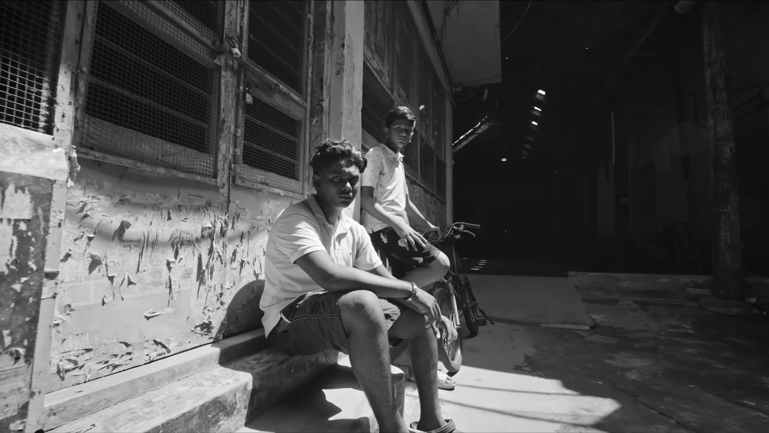 Naranga Paal — Maanishadha Films